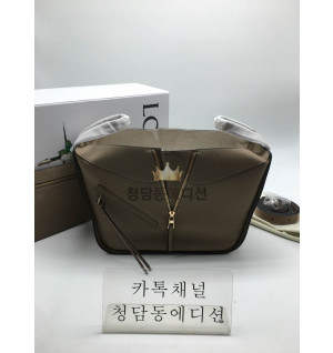 로에베 해먹백 (ZP가죽 동일)