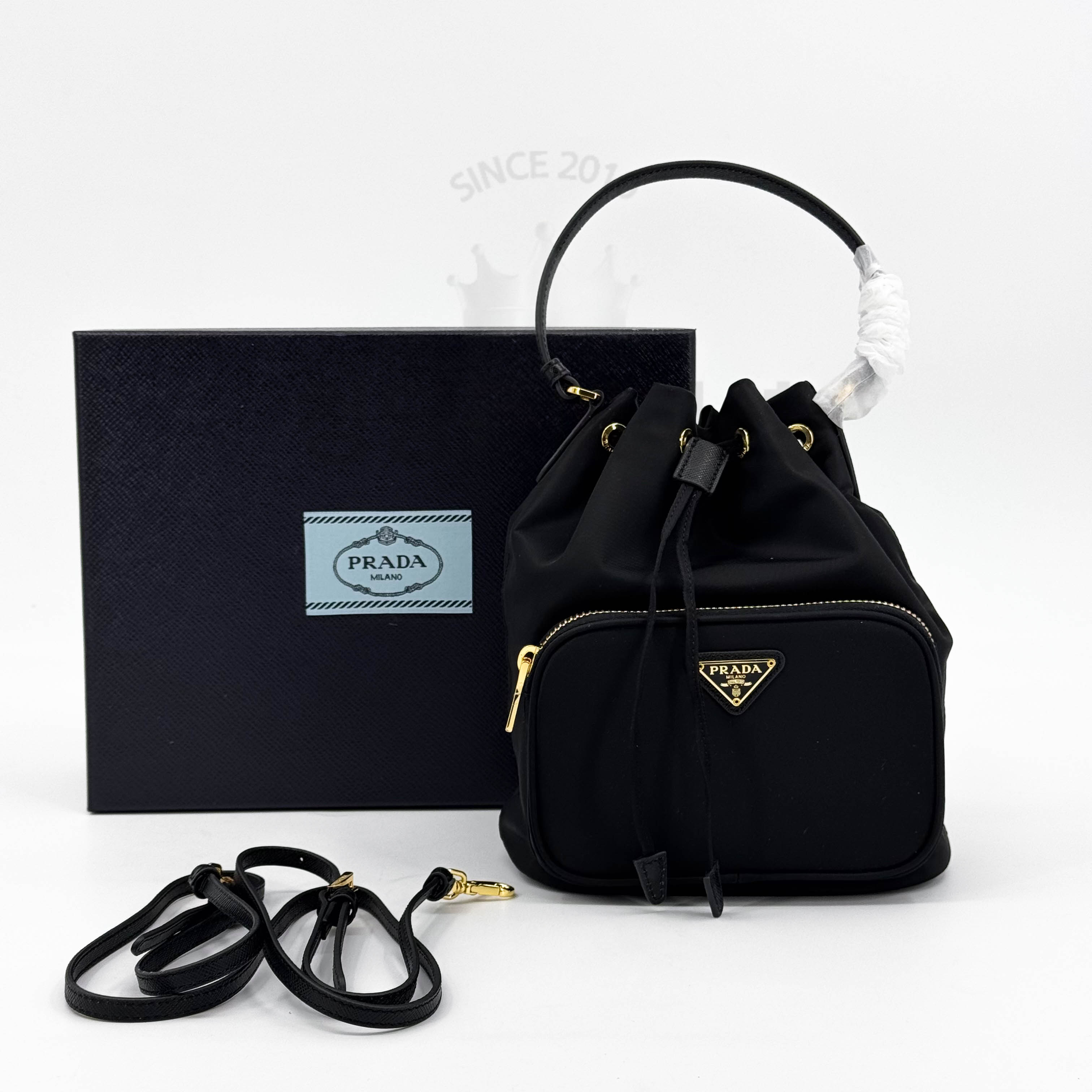 프라다 버킷백 정품급