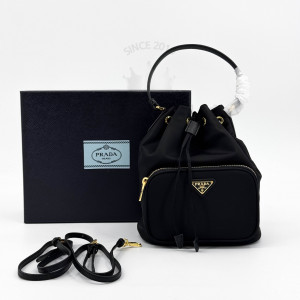프라다 버킷백 정품급