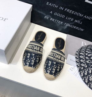 디올 오블리크 뮬