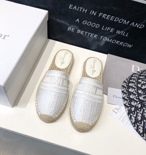 디올 오블리크 뮬