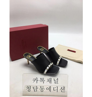 발렌티노 스컬프처 힐 슬라이드 샌들