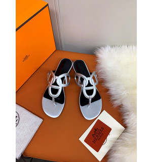 에르메스 비치 샌들