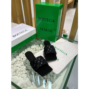 보테가베네타 리도 뮬