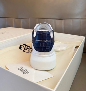 알렉산더 맥퀸 21ss 오버솔 스니커즈 크로커다일 (남녀공용) (컬러 네이비)