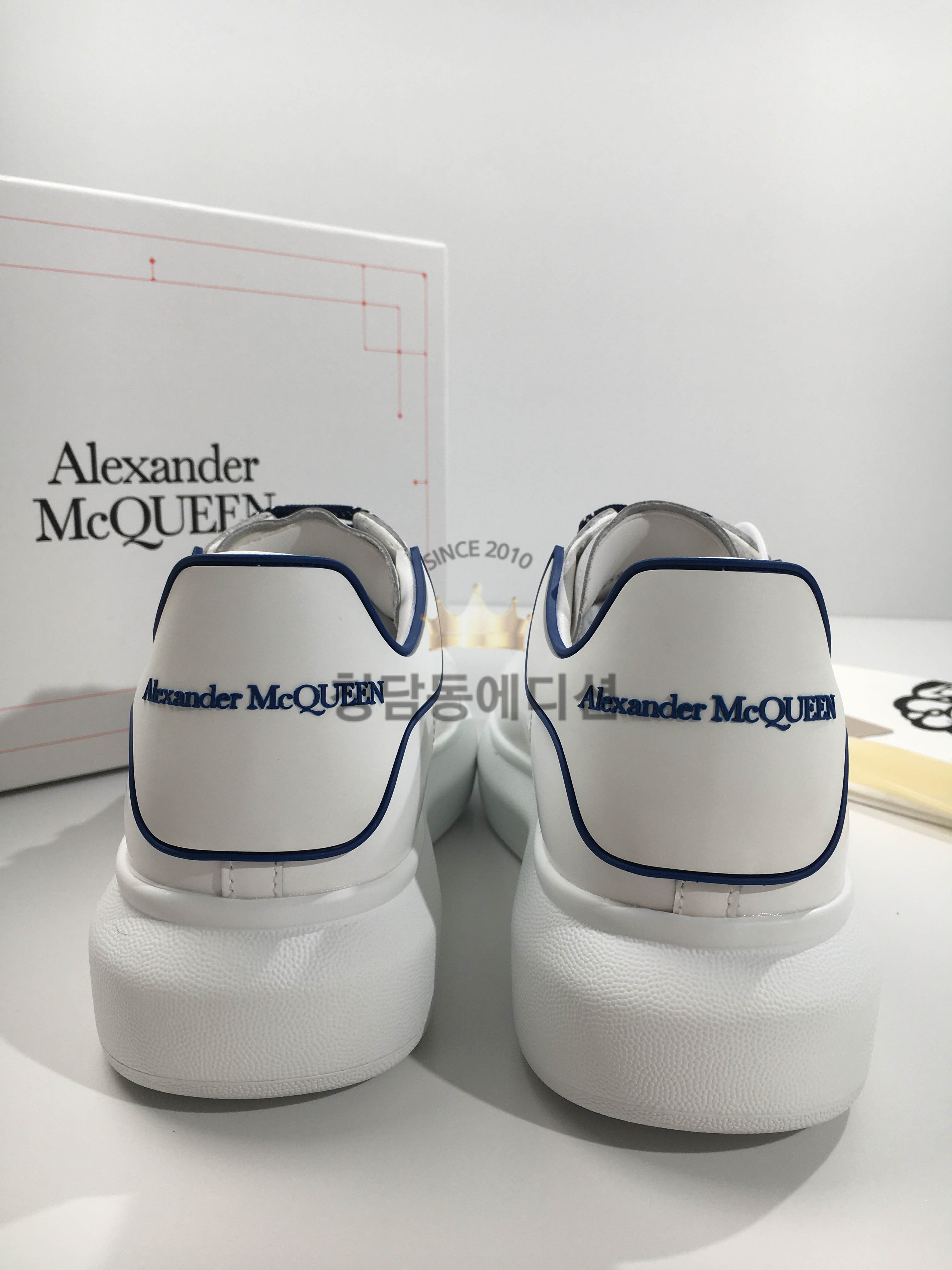 알렉산더 맥퀸 21ss 오버솔 스니커즈 (남녀공용)