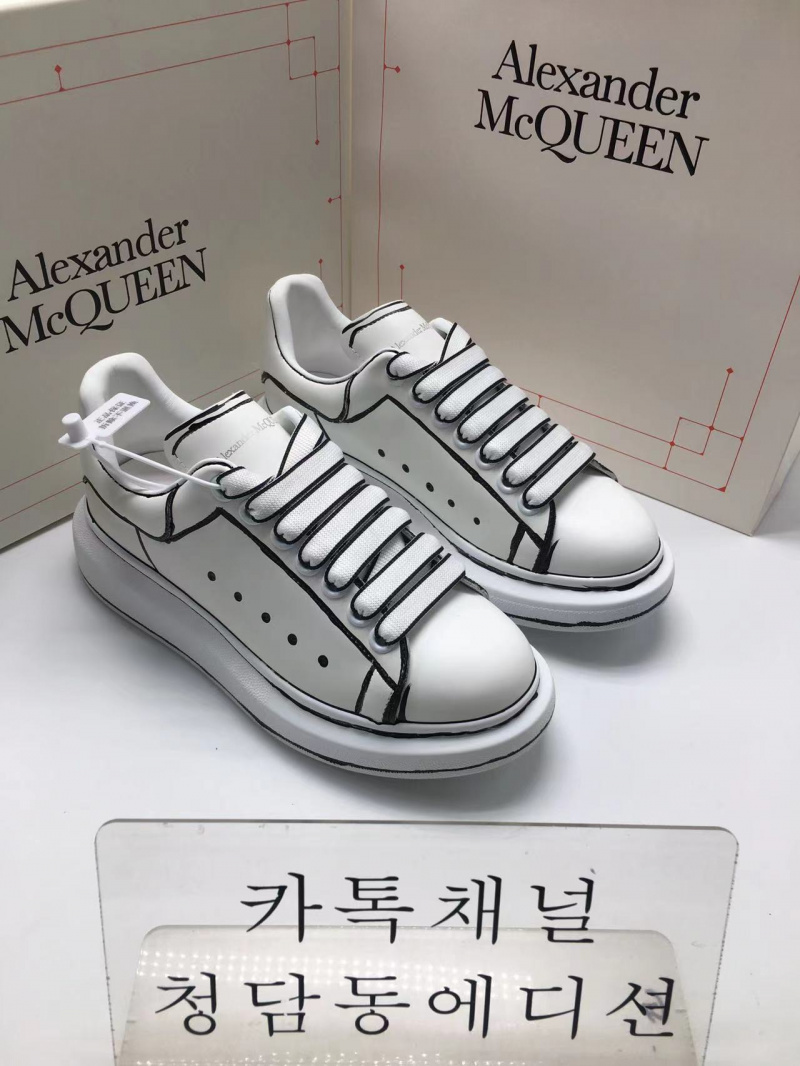 알렉산더 맥퀸 21SS 오버솔 스니커즈 (남녀공용)