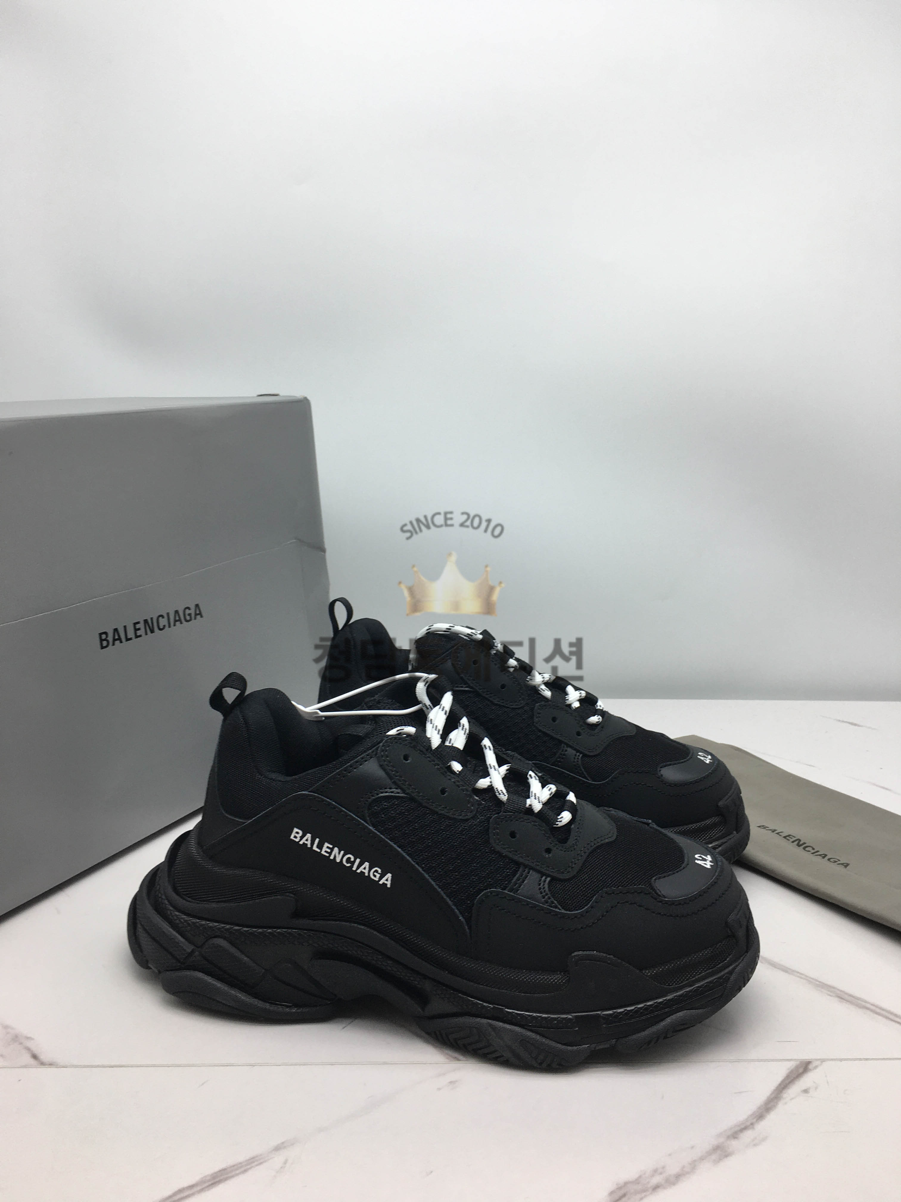 발렌시아가 트리플s 블랙 (남녀공용)