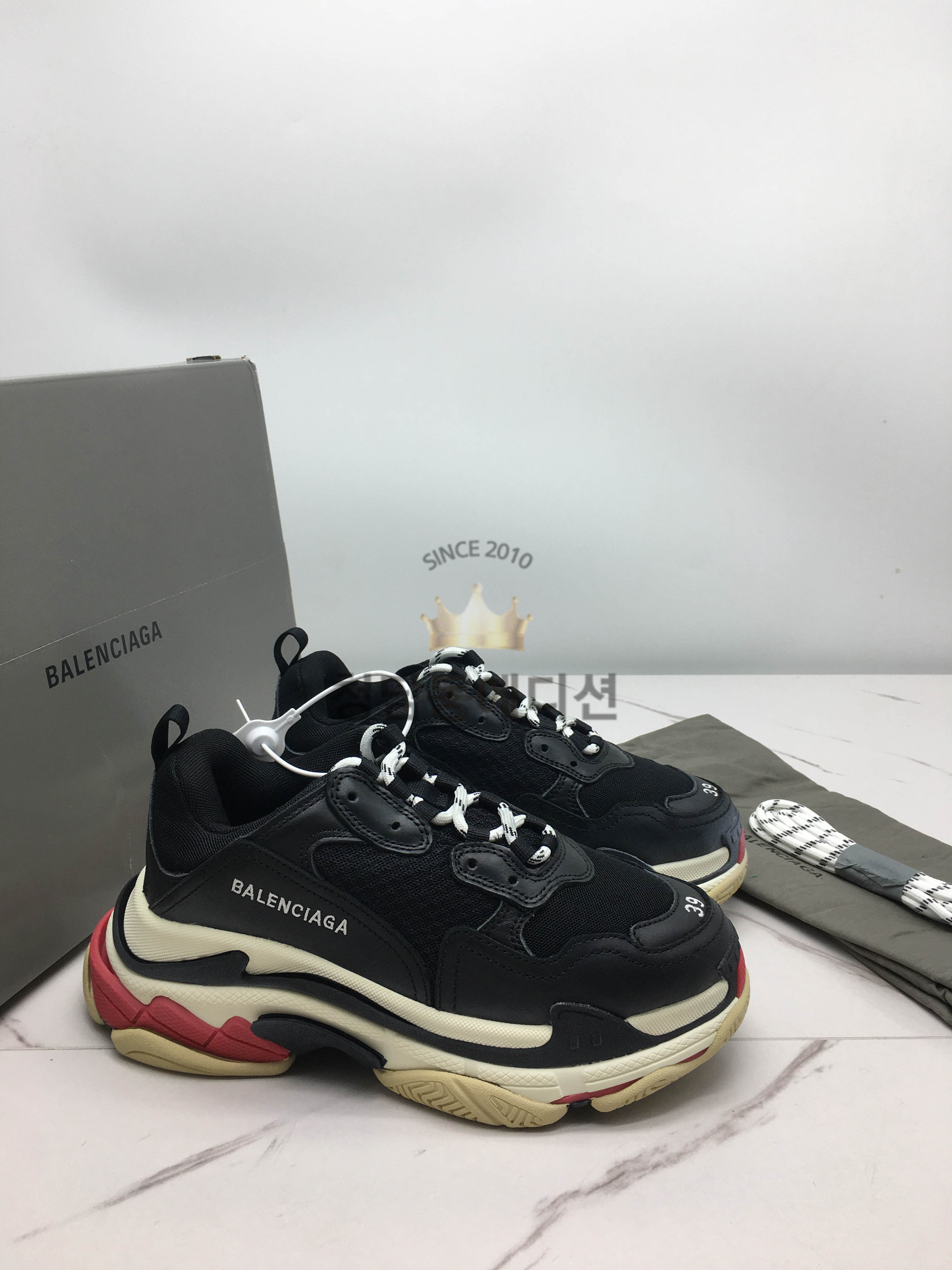 발렌시아가 트리플s 브레드 (남녀공용)