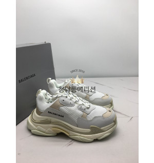 발렌시아가 트리플s 화이트 (남녀공용)