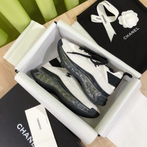 샤넬 믹스드파이버 스니커즈 에어솔 화이트 블랙로고