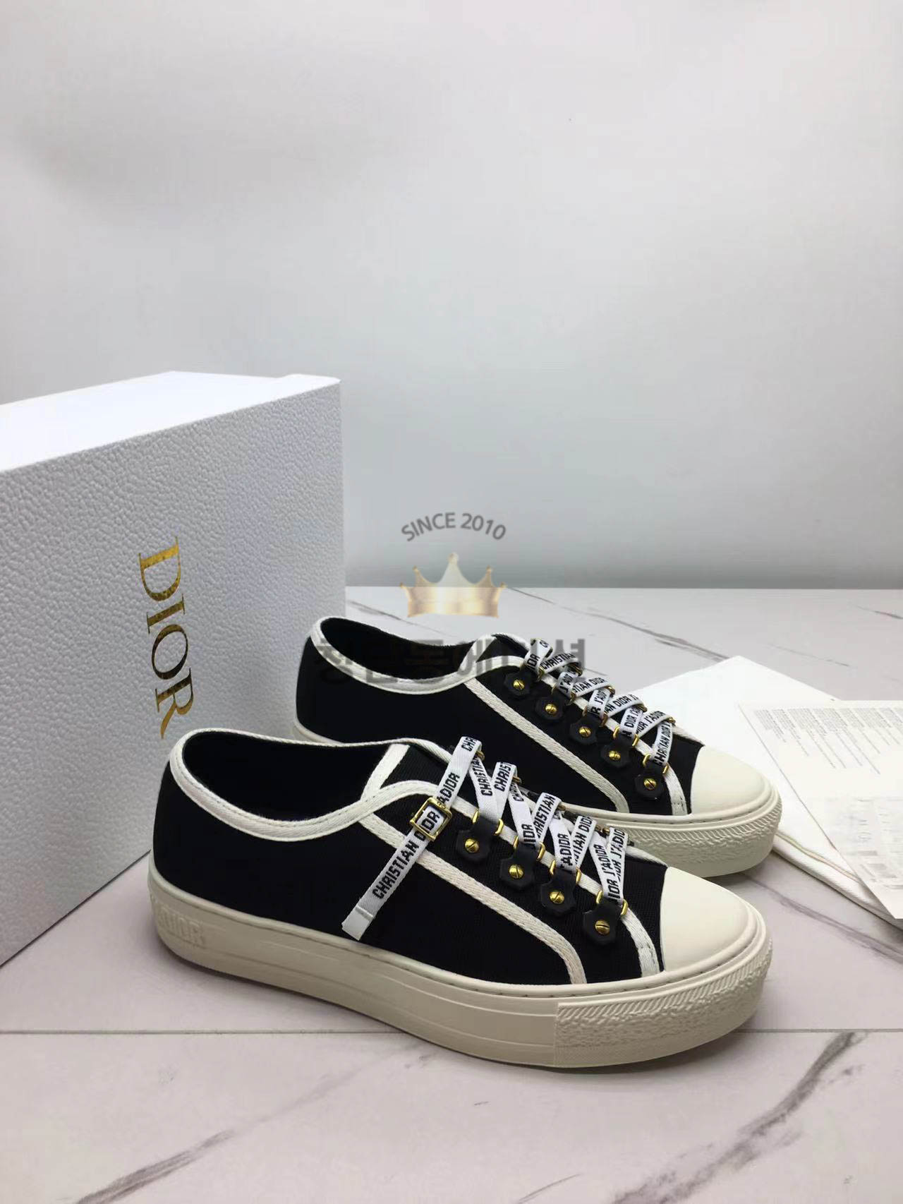 디올 워크앤디올 스니커즈