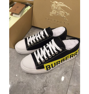 버버리 로고 스니커즈 (남녀공용)