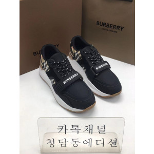 버버리 벨크로 스니커즈 (남성용)