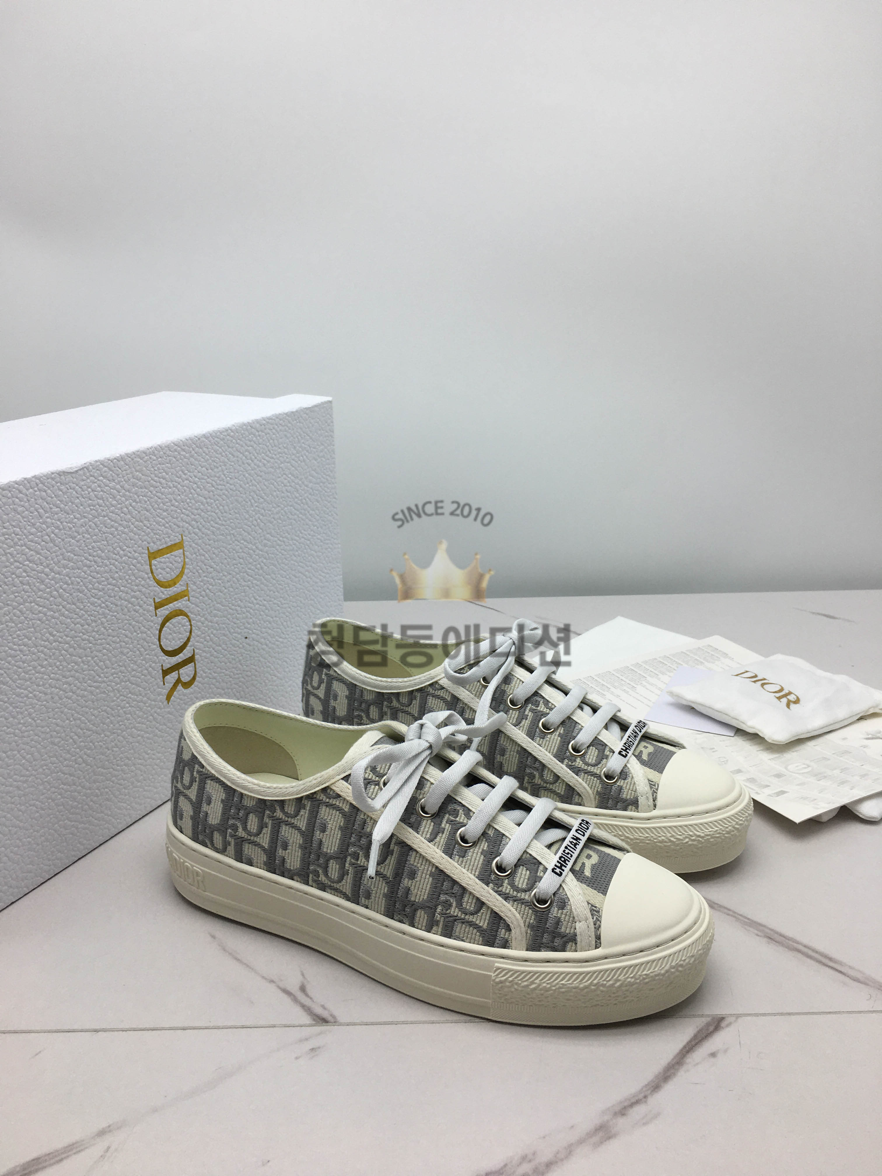 디올 워크앤디올 스니커즈