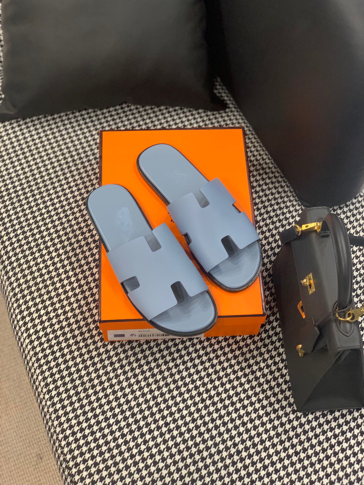 에르메스 이즈미르 슬리퍼 (남성용)