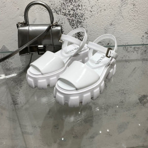 프라다 21SS 샌들