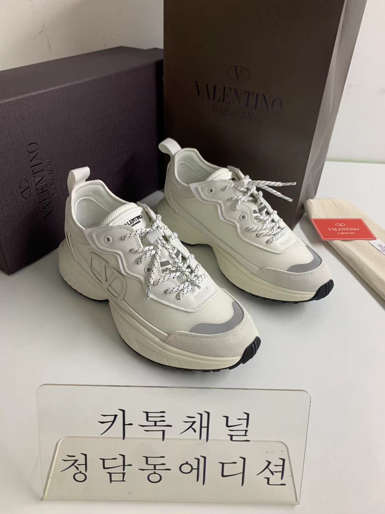 발렌티노 스니커즈 (남성용)