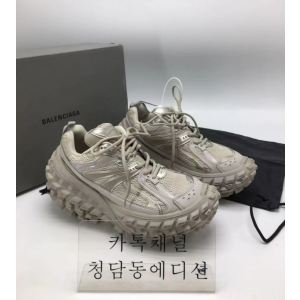 발렌시아가 디펜더 (남녀공용)