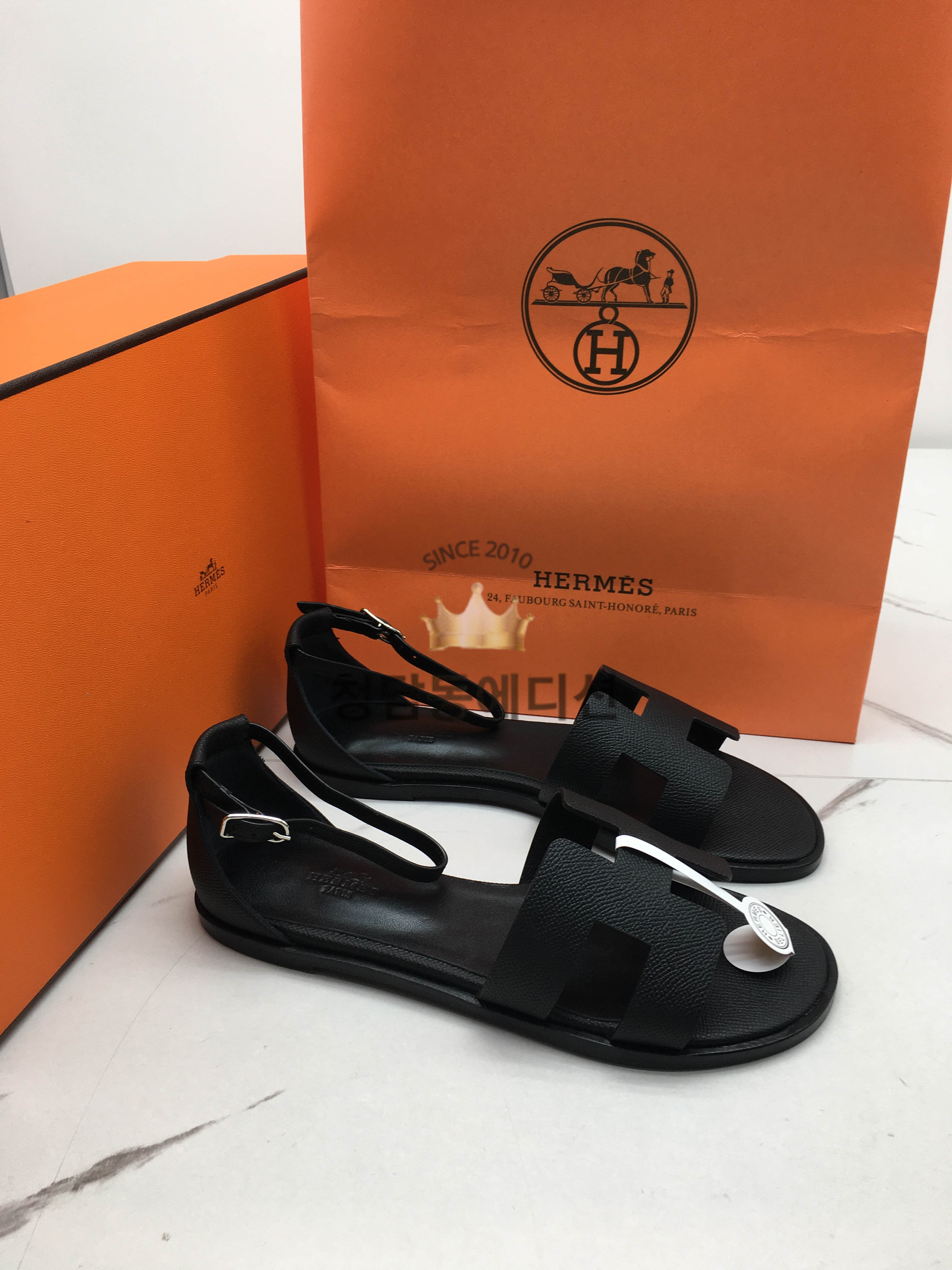에르메스 산토리니 앱송 샌들 최고퀄