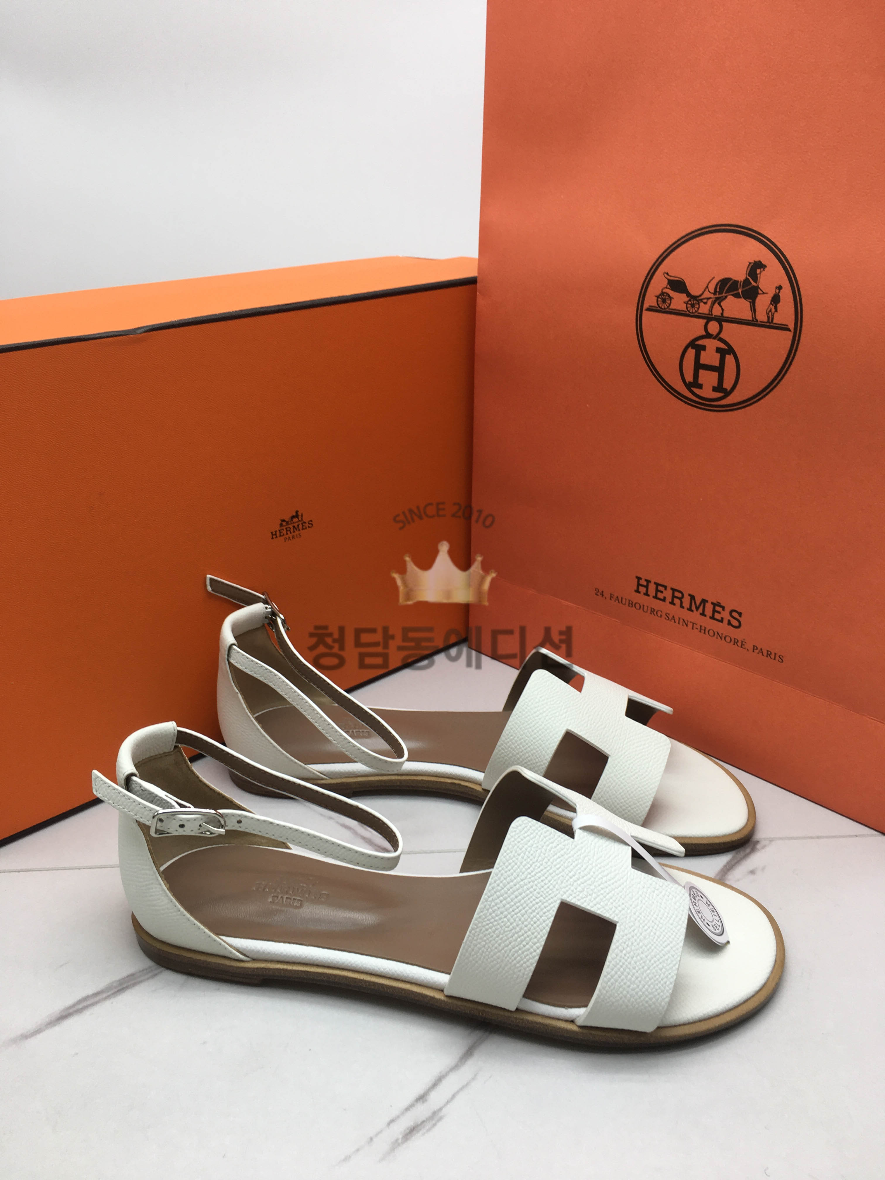 에르메스 산토리니 앱송 샌들 최고퀄