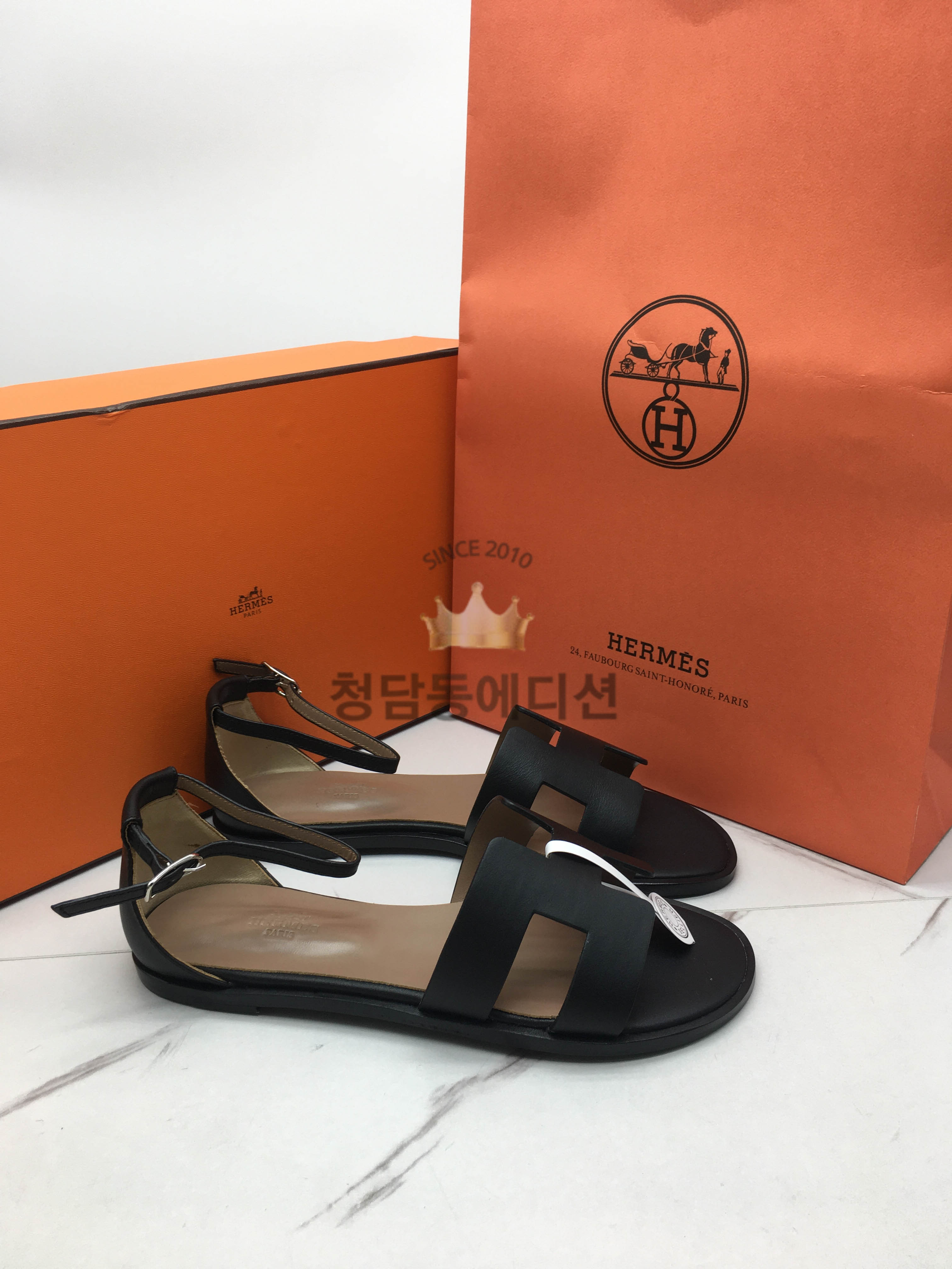 에르메스 산토리니 스위프트 샌들