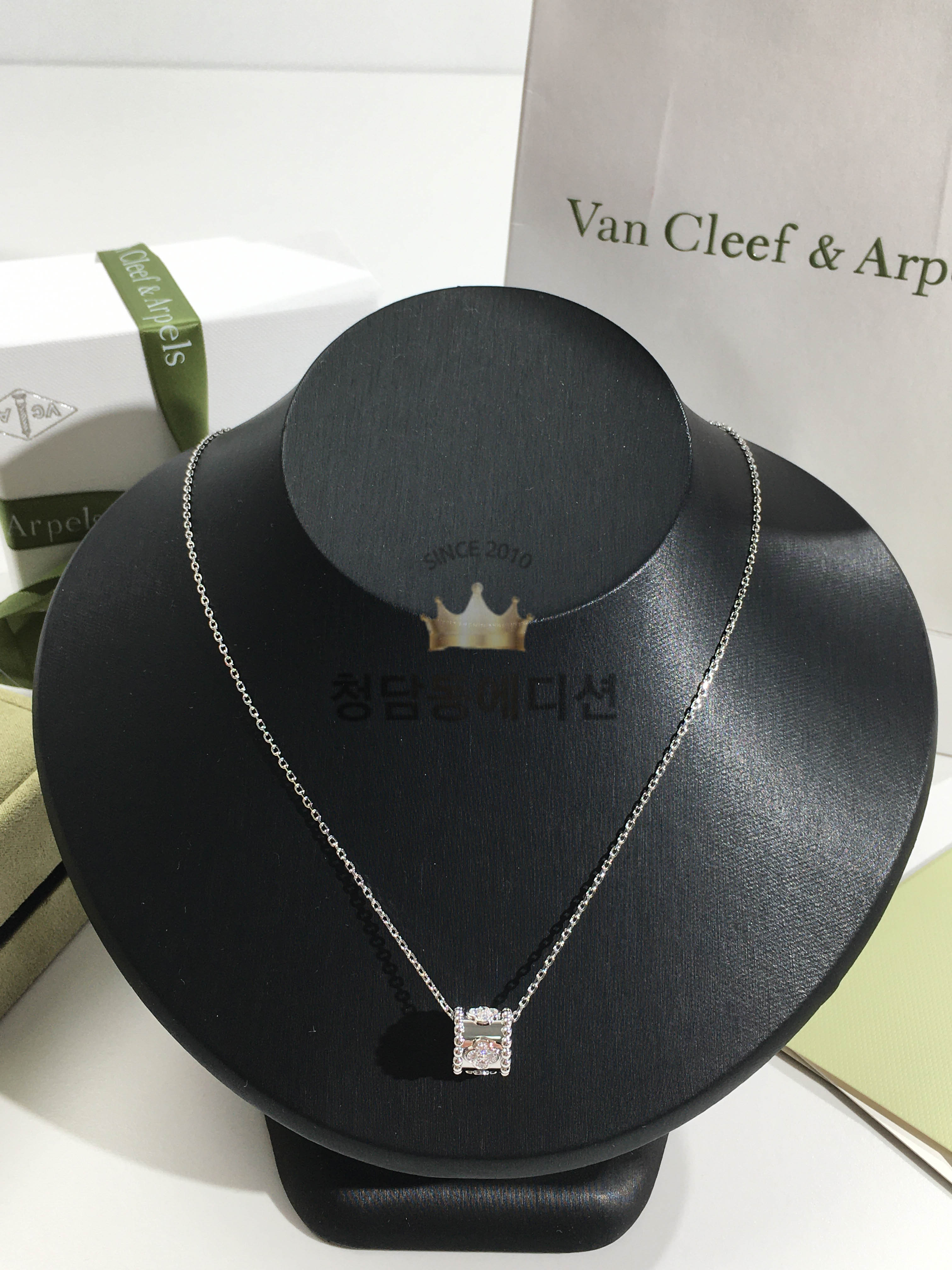 반클리프 빼를리 목걸이 (컬러 로즈골드, 화이트골드)