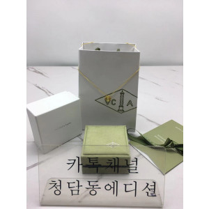 반클리프 알함브라 목걸이 (2COLOR) (V-gold소재)