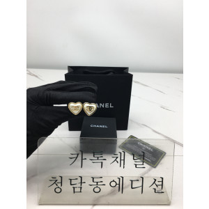 샤넬 하트 이어링 귀걸이