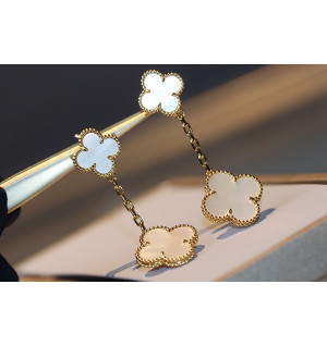 반클리프 매직 알함브라 이어링 귀걸이 (V-gold소재)