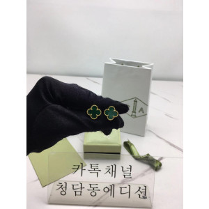 반클 알함브라 빈티지 이어링 귀걸이 (컬러 그린)