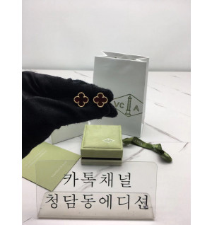 반클 알함브라 빈티지 이어링 귀걸이 (컬러 레드)