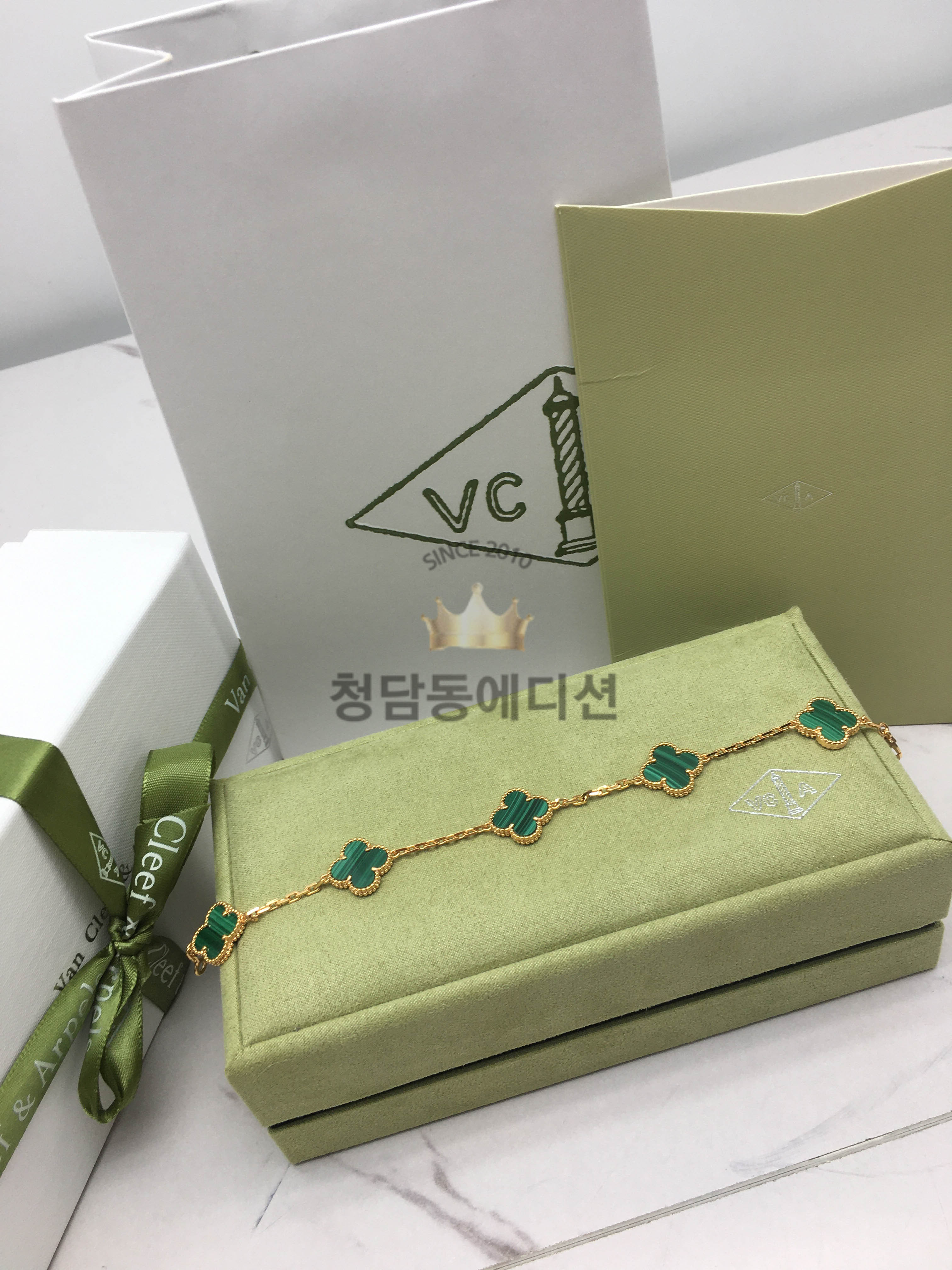 반클리프 알함브라 팔찌 (V-gold소재)