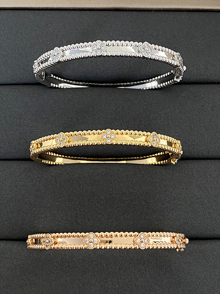 반클리프 빼를리 팔찌 (3COLOR)