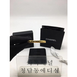 샤넬 코코 크러쉬 팔찌 17CM (컬러 옐로우골드, 화이트골드)