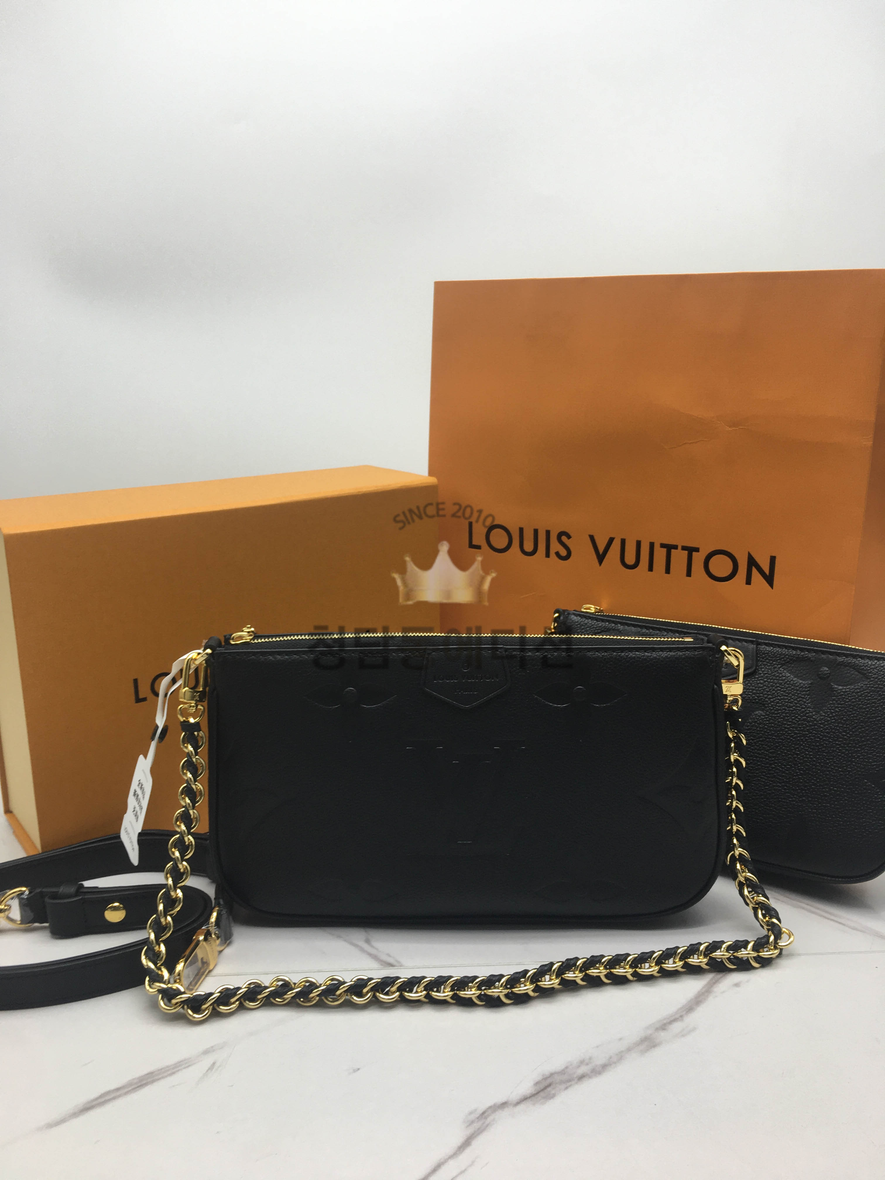 루이비통 멀티포쉐트 악세수아 (ZP동일가죽)