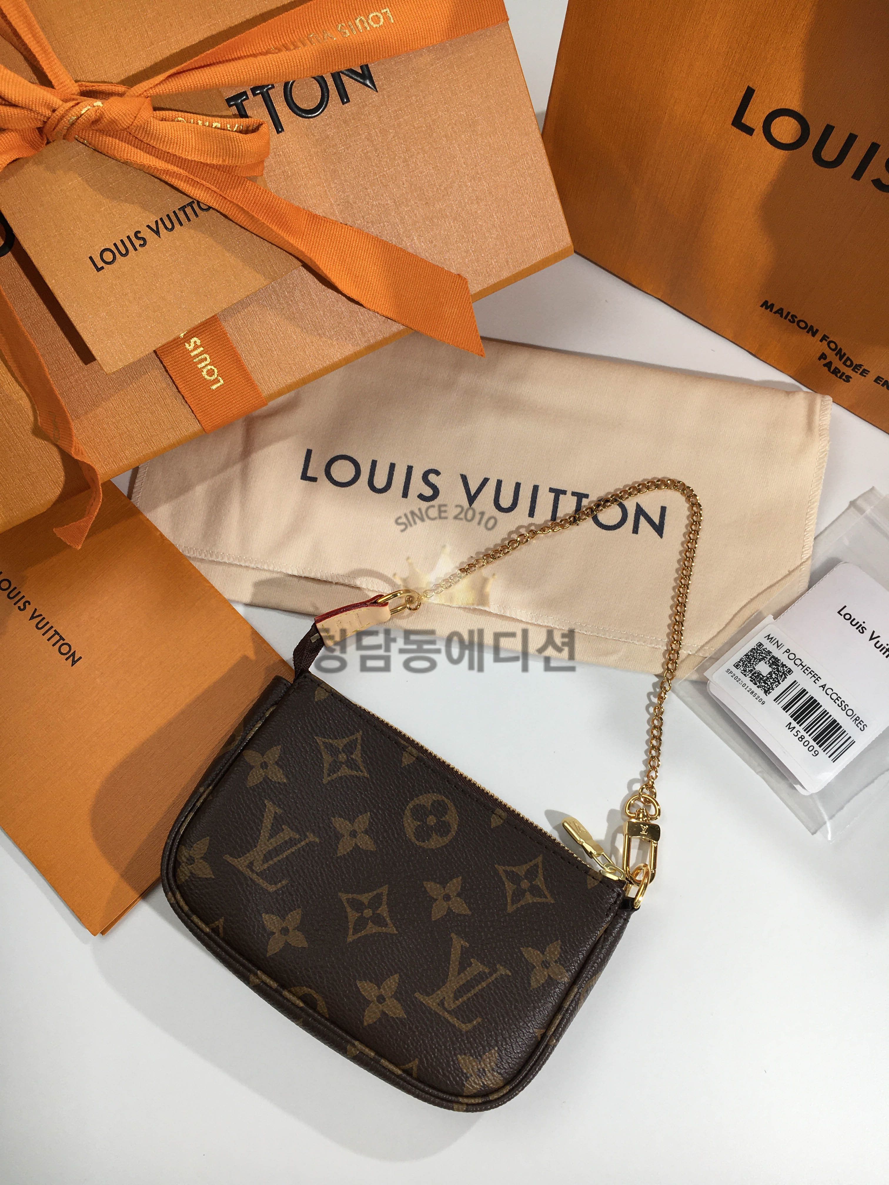 루이비통 미니 포쉐트 악세수아 M58009