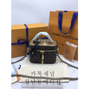 루이비통 베니티 PM (ZP동일가죽)