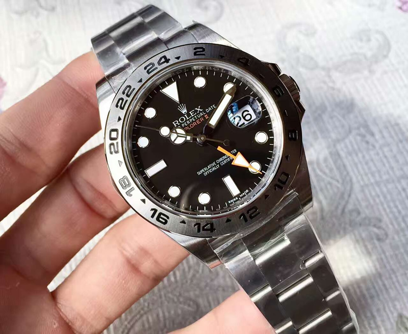 로렉스 익스플로러 II 시리즈 블랙판 216570