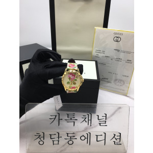 구찌 G-타임리스 플로라 여성시계