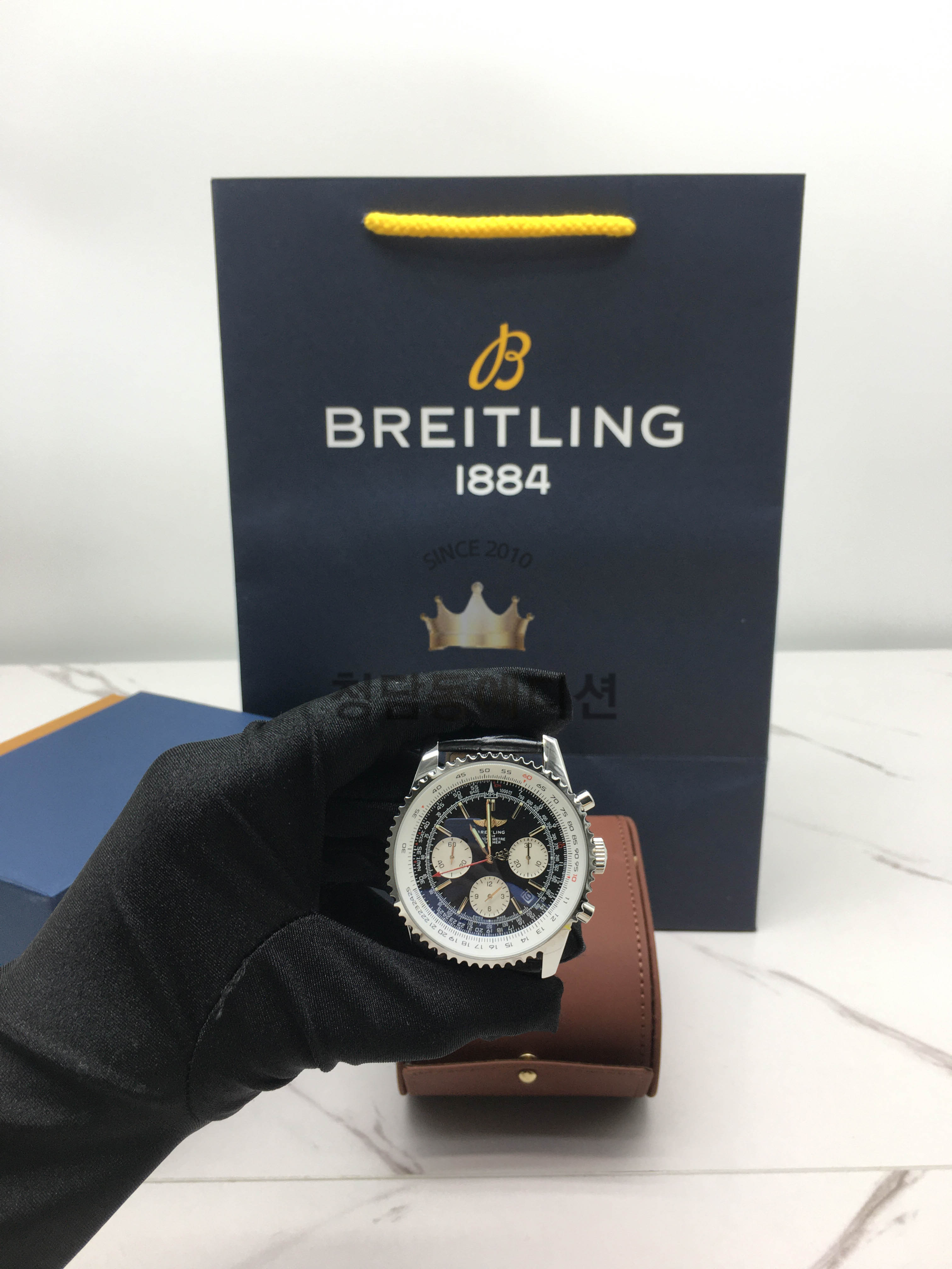 브라이틀링 네비타이머