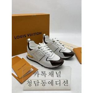 루이비통 런어웨이 스니커즈
