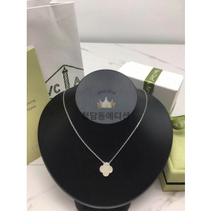 반클리프 앤 아펠 알함브라 목걸이 (V-gold소재) (upgrade ver.)