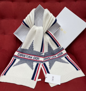 디올 울캐시 머플러