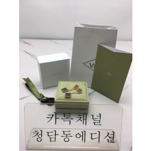 반클리프 vancleef 귀걸이 (그린/블랙 2COLOR)