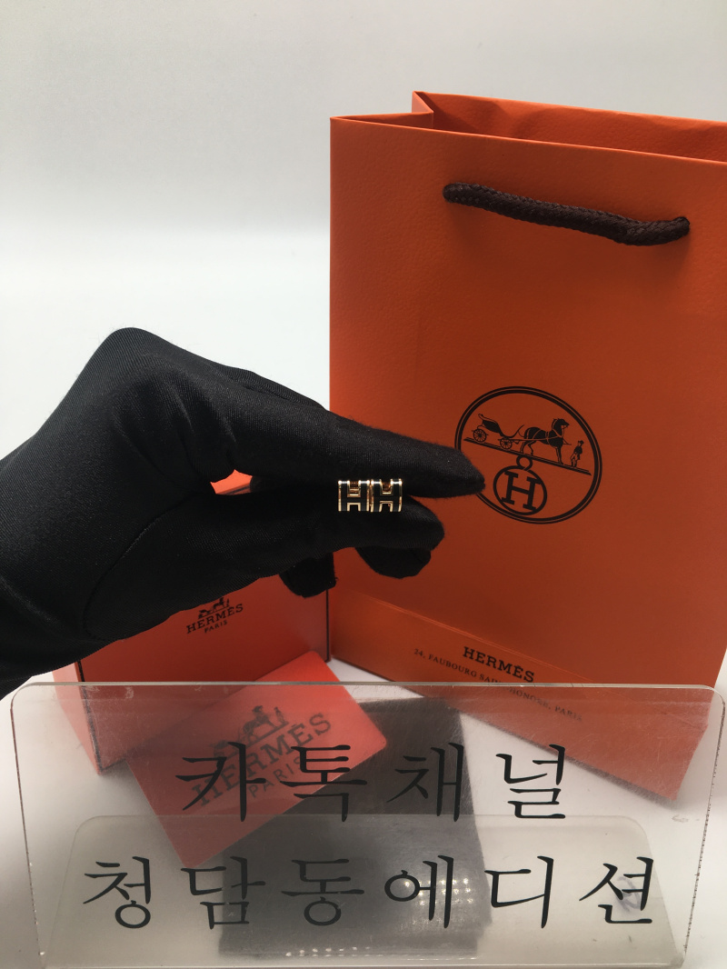 에르메스 H 귀걸이 (컬러 블랙)