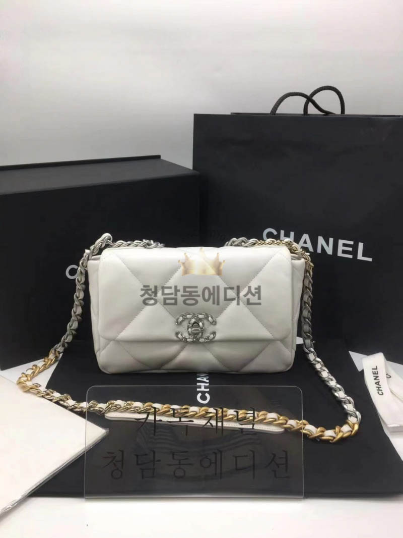 샤넬 19 플랩백 스몰 (하이엔드급)