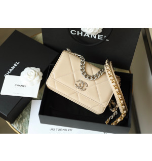 샤넬 19 플랩 WOC 숄더백 (하이엔드급)