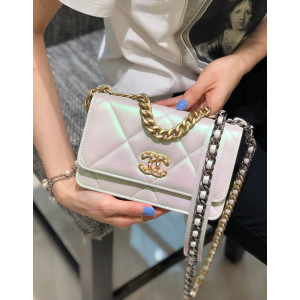 샤넬 19 WOC 숄더백 (하이엔드급)