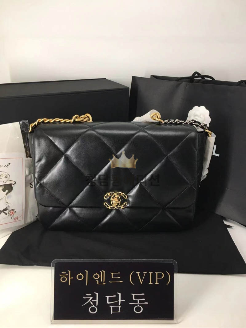 샤넬 19 플랩백 맥시 (하이엔드급)